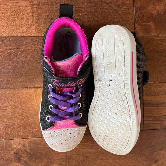 Sketchers Twinkle Toes Size 1 - Picture 6 of 9